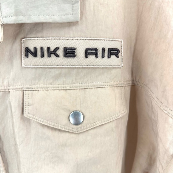 Nike Air Womens Mod Crop Jacket Size XL Windbreaker Utility Gorpcore Lightweight - Picture 5 of 14
